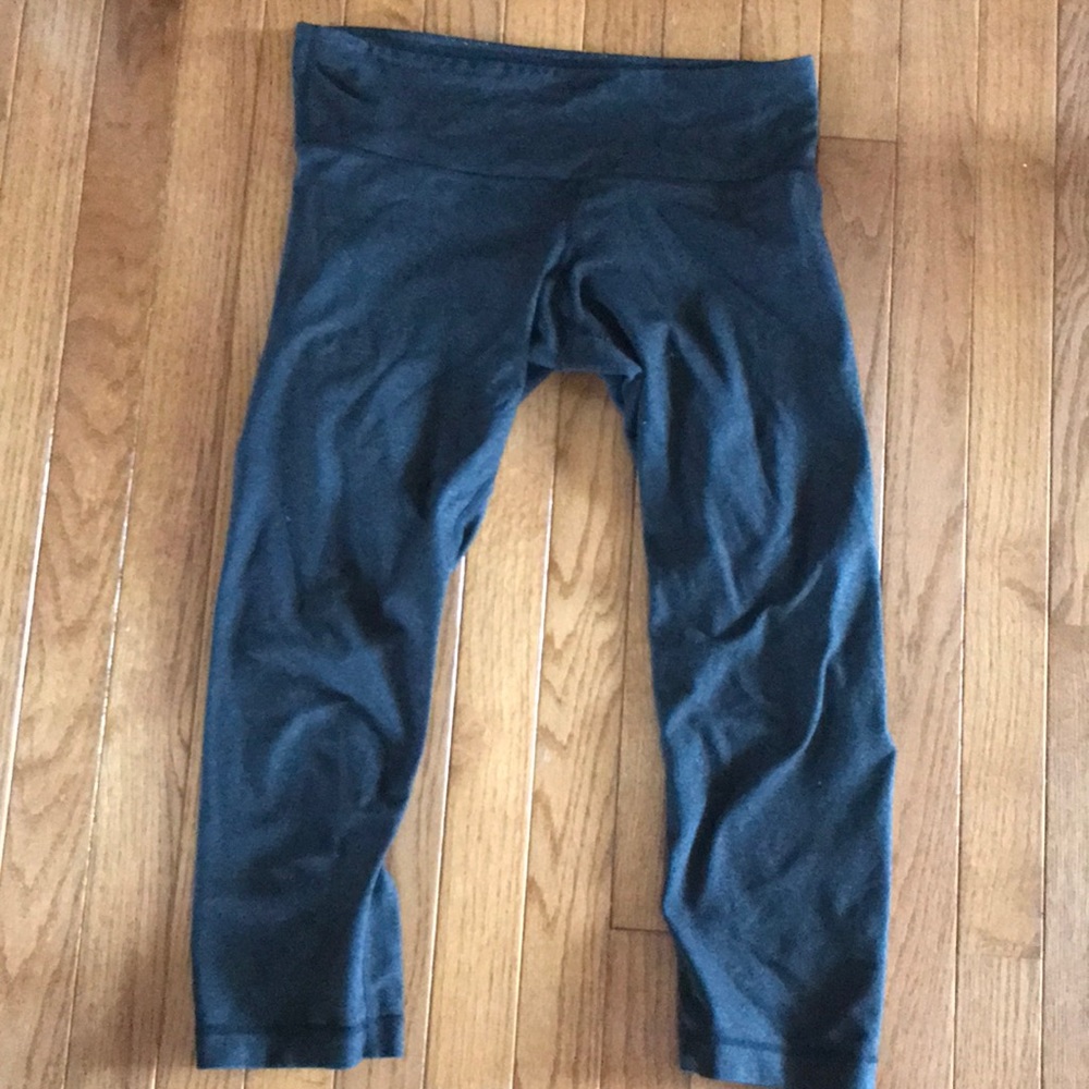 Lululemon crop Capris